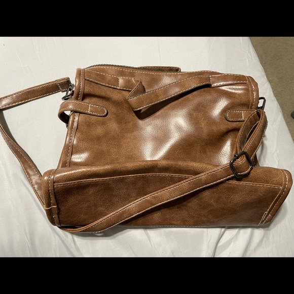 NEW HELENA Studded Tote Crossbody - Picture 10 of 11